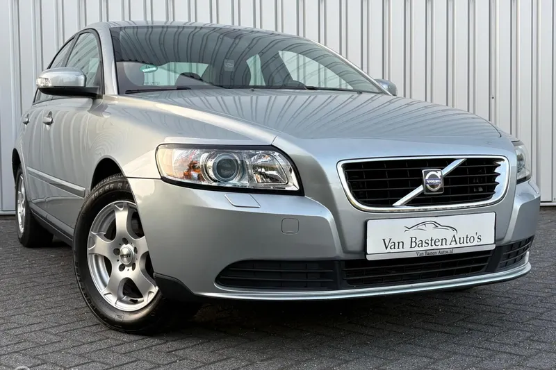 Volvo S40 (2009)
