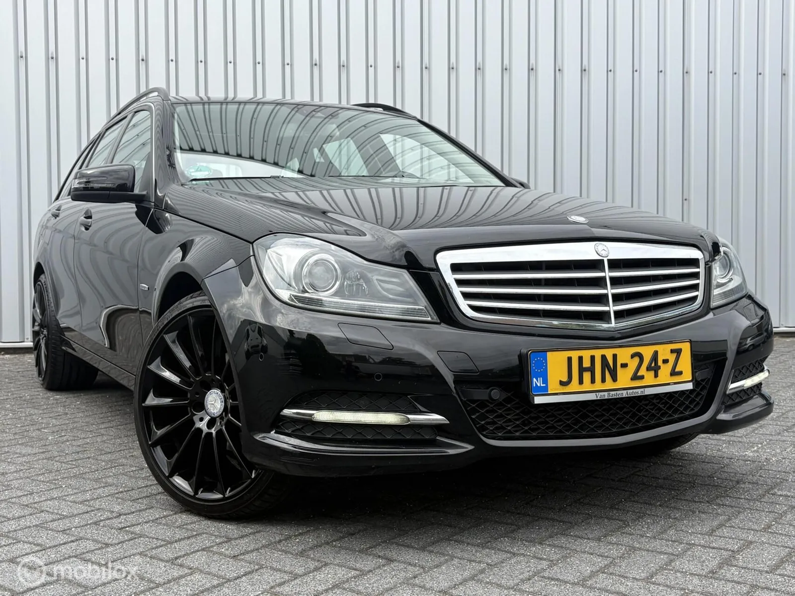 Mercedes-Benz C-Klasse (2011) — foto 1