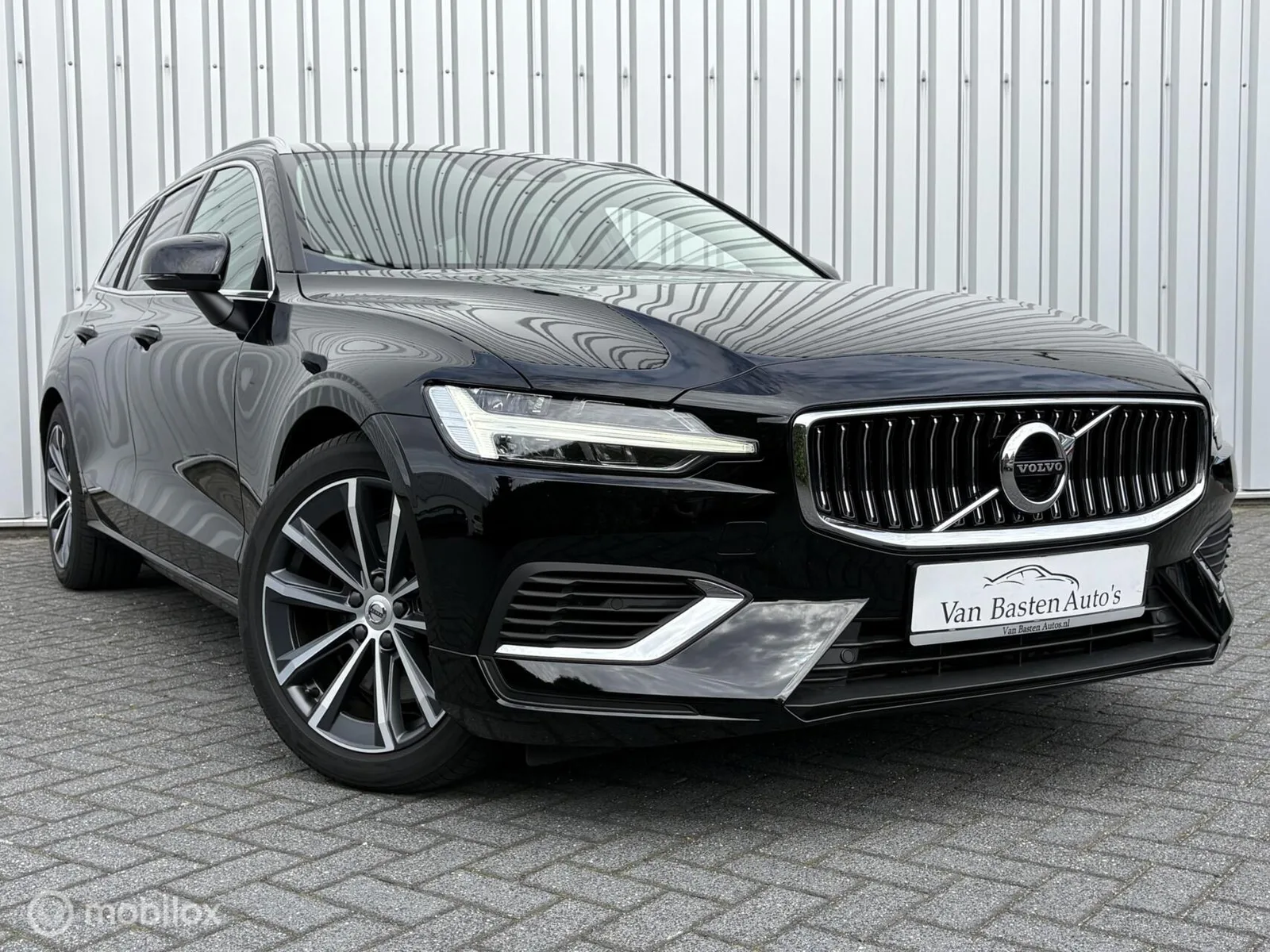 Volvo V60 (2021) — foto 1
