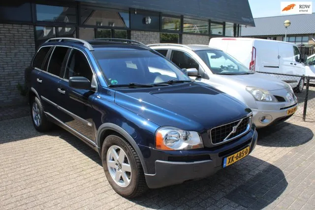 Volvo XC90 (2004) — foto 1