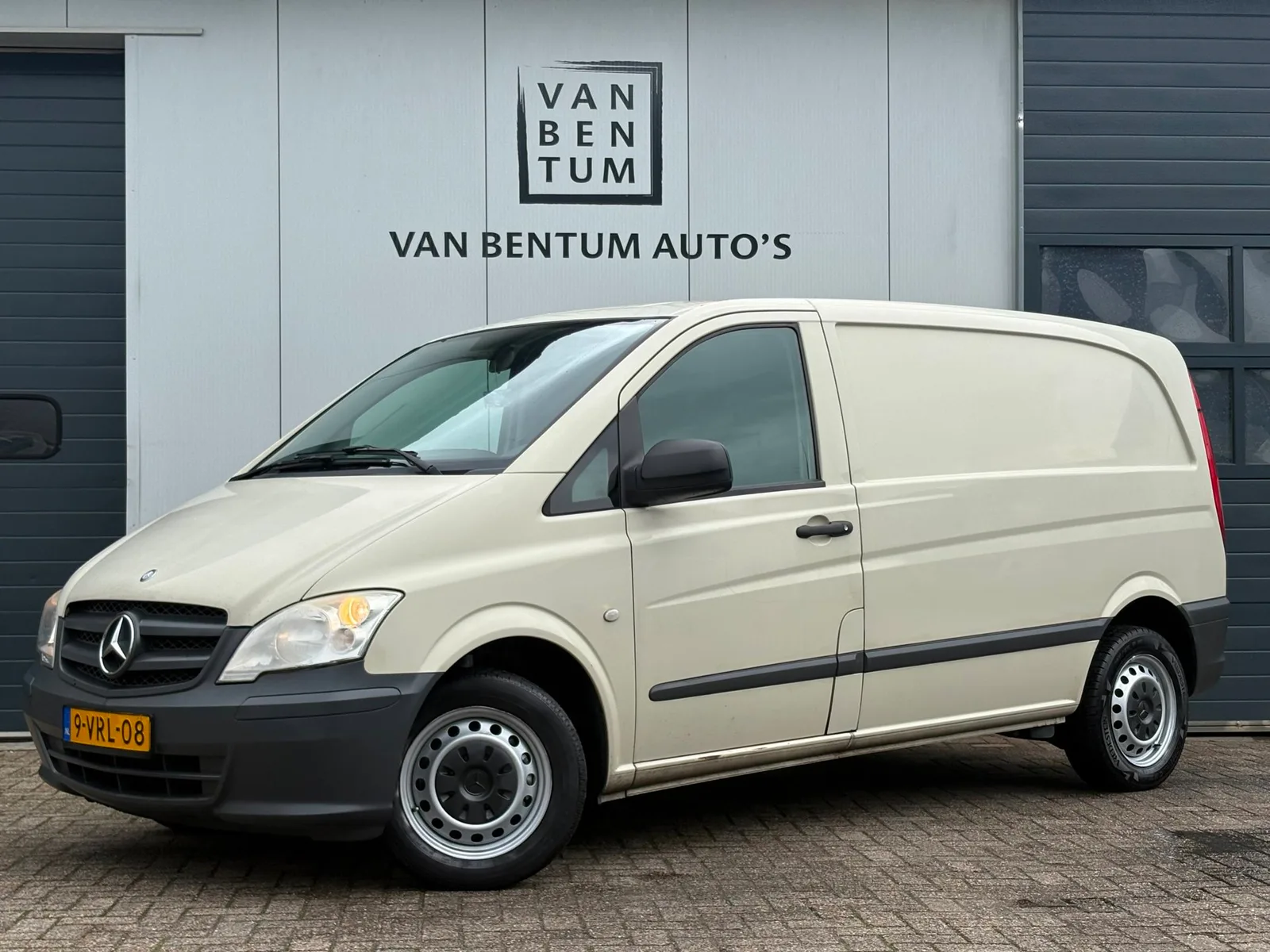 Mercedes-Benz Vito (2011) — foto 1