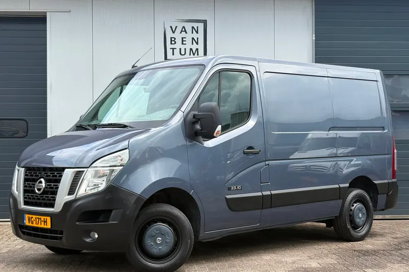 Nissan NV400 (2013)