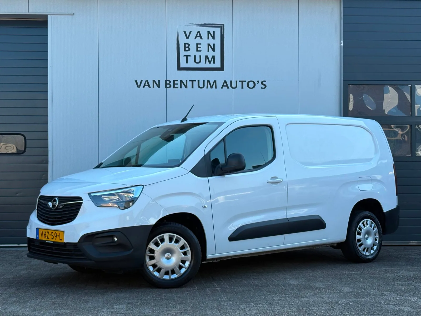 Opel Combo (2022) — foto 1