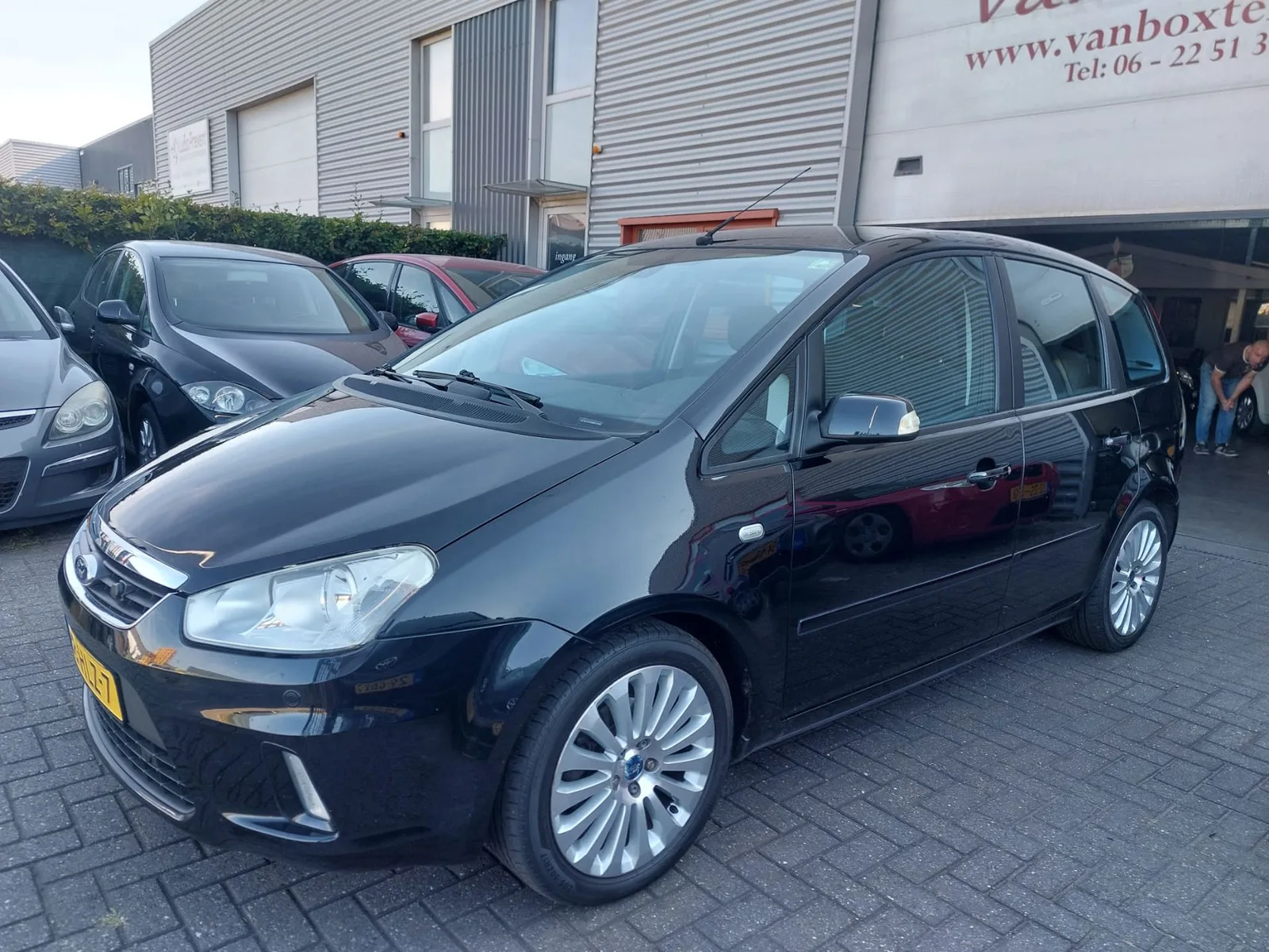 Ford C-Max (2009) — foto 1