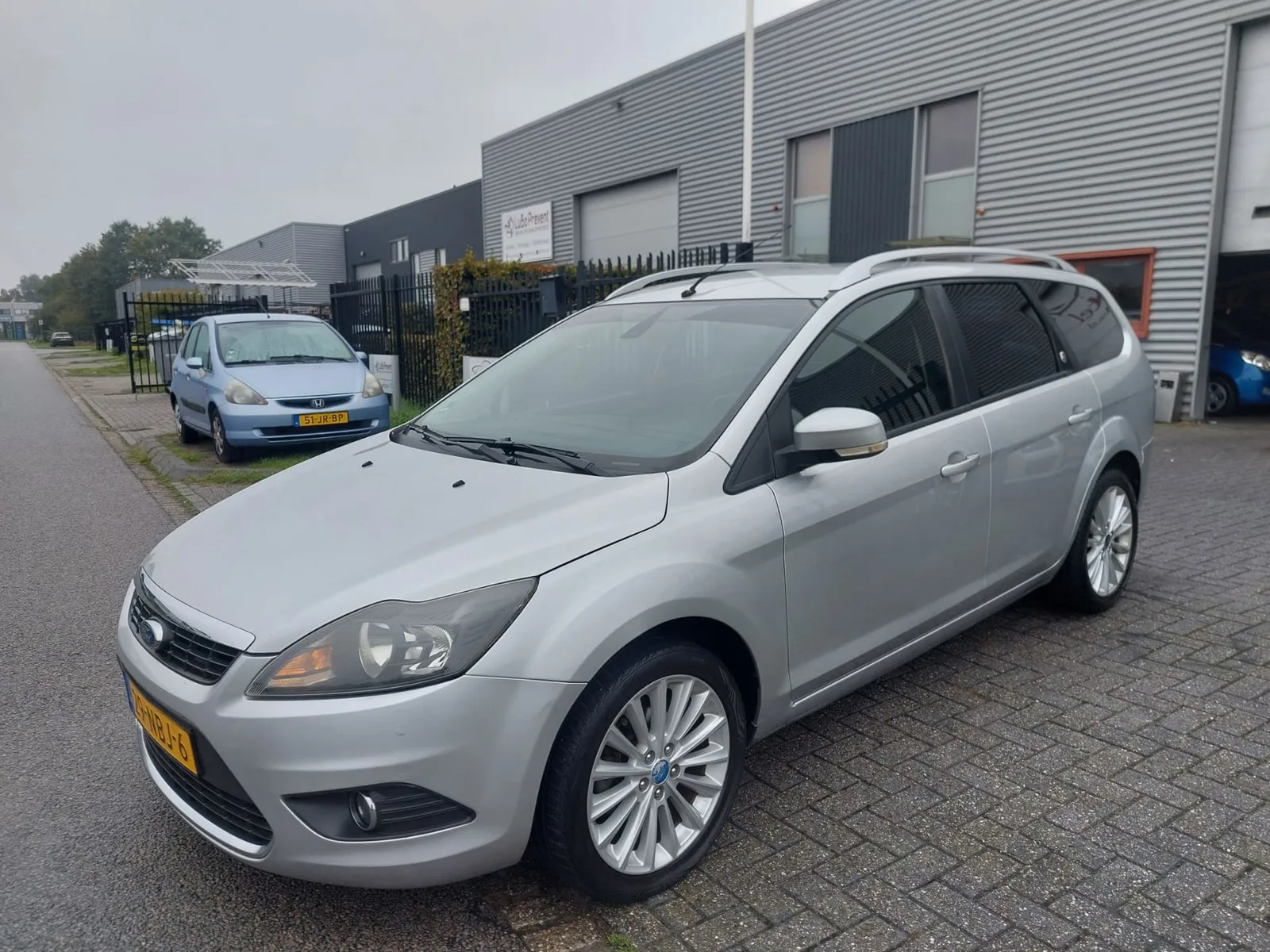 Ford Focus (2010) — foto 1