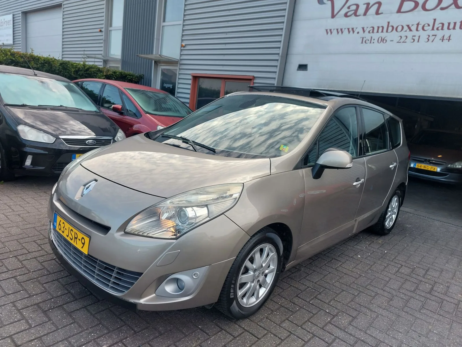 Renault Grand Scénic (2009) — foto 1
