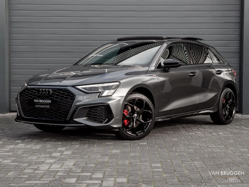 Audi A3 (2022) — foto 1
