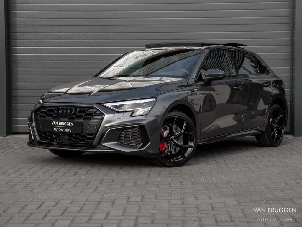 Audi A3 (2022) — foto 1