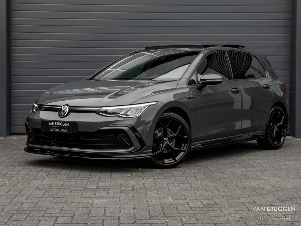 Volkswagen Golf (2022) — foto 1