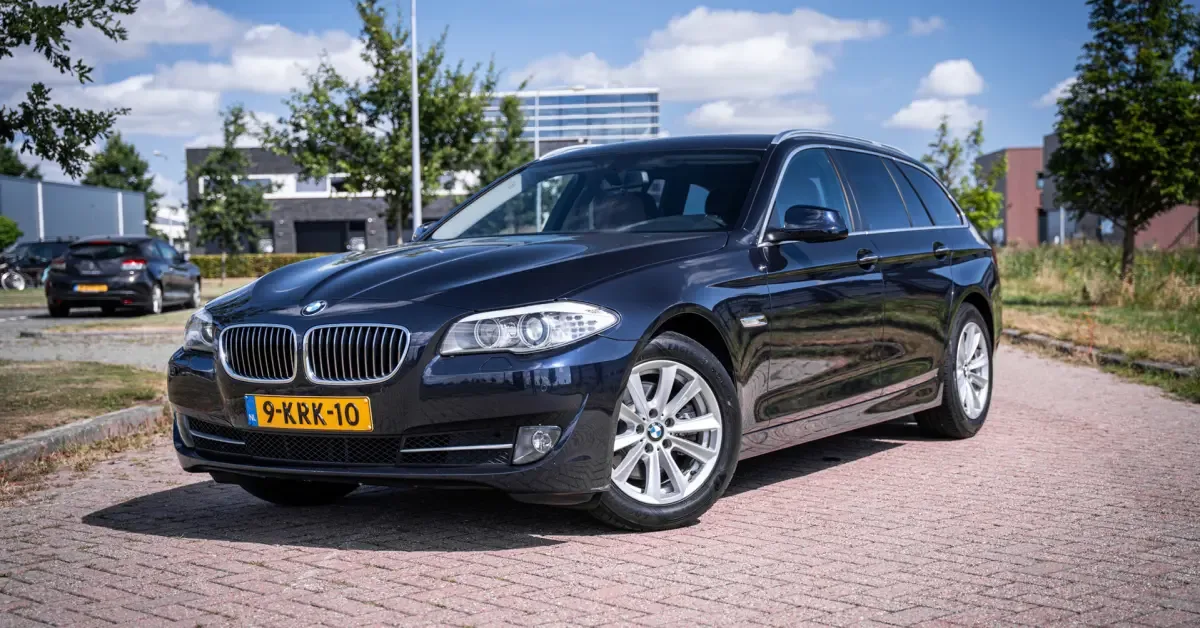 BMW 5-Serie (2013) — foto 1