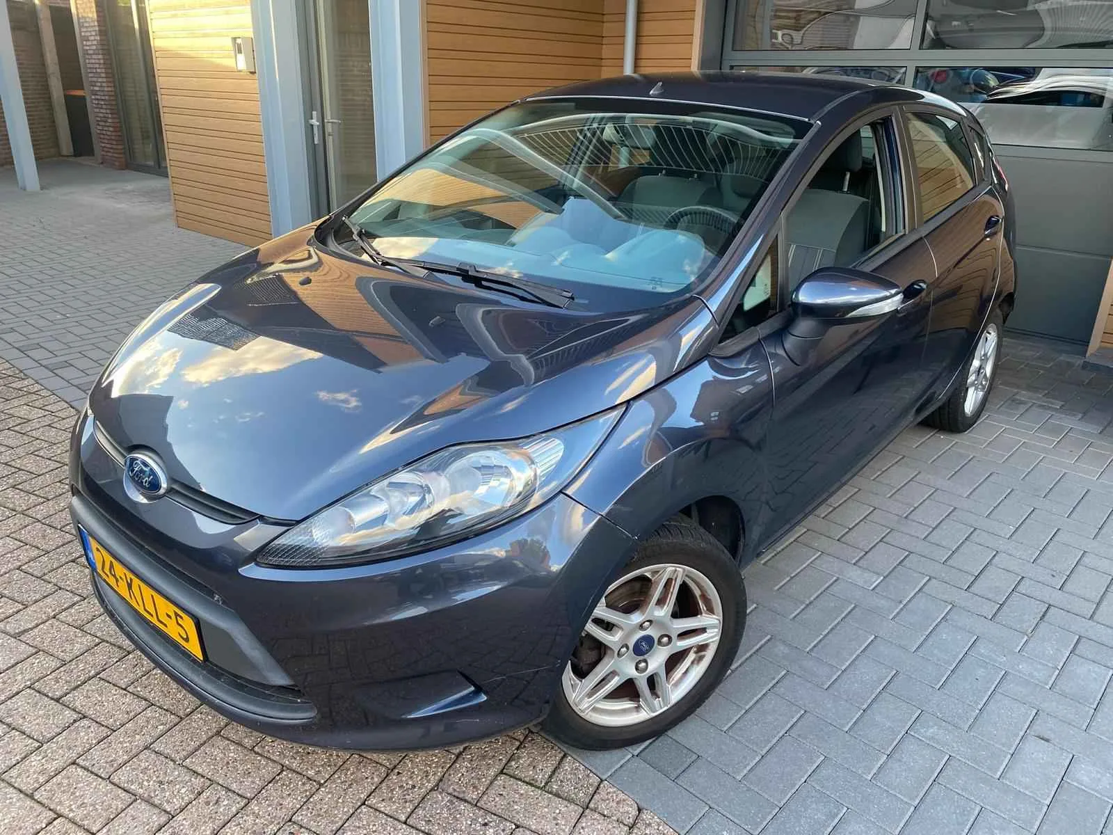Ford Fiesta (2010) — foto 1