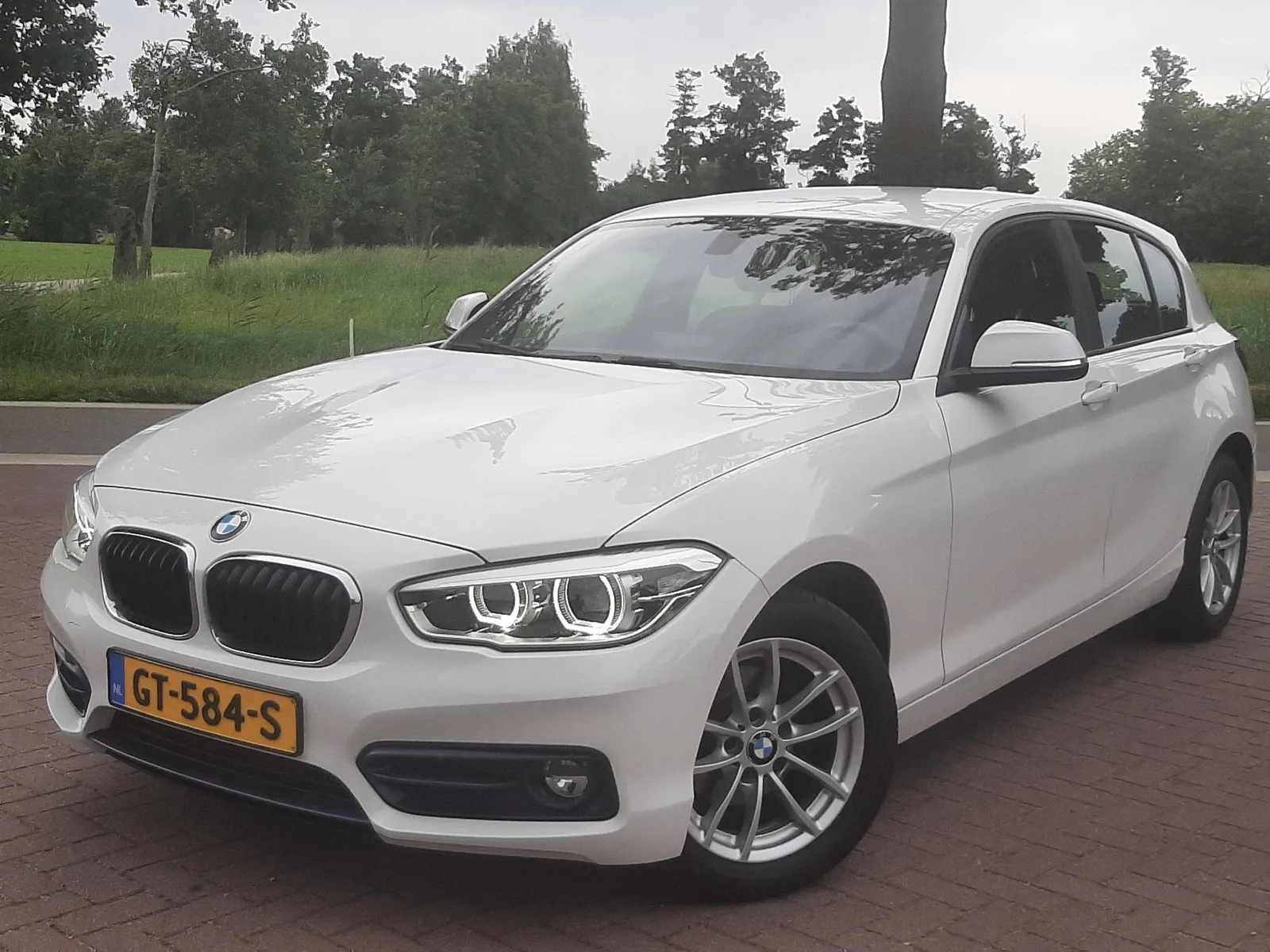 BMW 1-Serie (2015) — foto 1