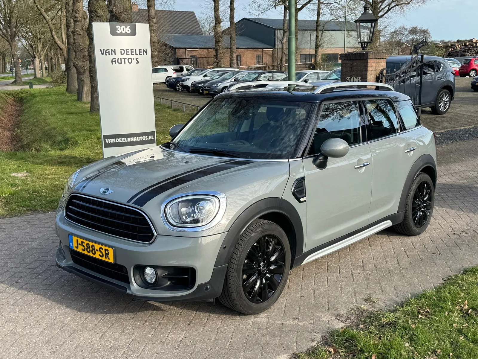 MINI Countryman (2017) — foto 1