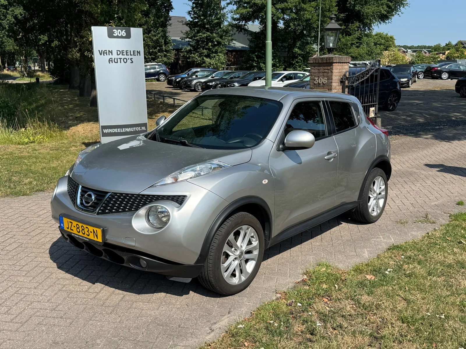 Nissan Juke (2011) — foto 1