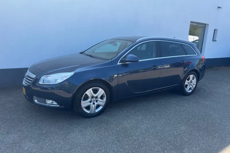 Opel Insignia (2012)