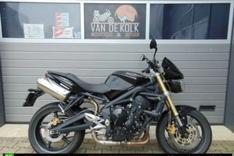 Triumph Street Triple (2007)