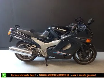 Kawasaki ZZR 1100 (1993) — foto 1