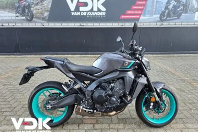 Yamaha MT-09 Y-AMT (2024)