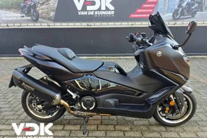 Yamaha Tmax Tech MAX (2025)