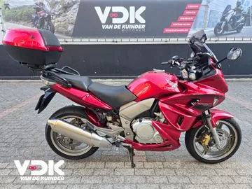Honda CBF1000 (2009) — foto 1