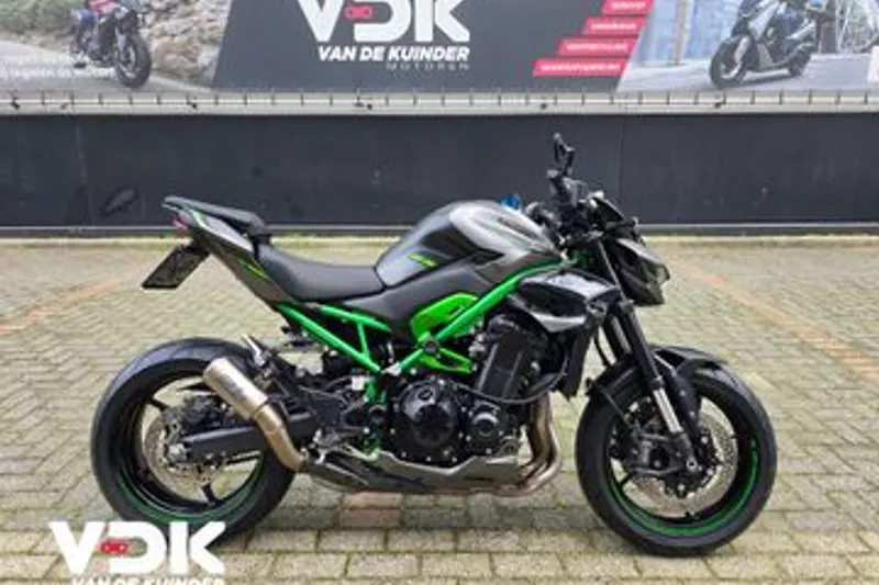 Kawasaki Z 900 (2025)