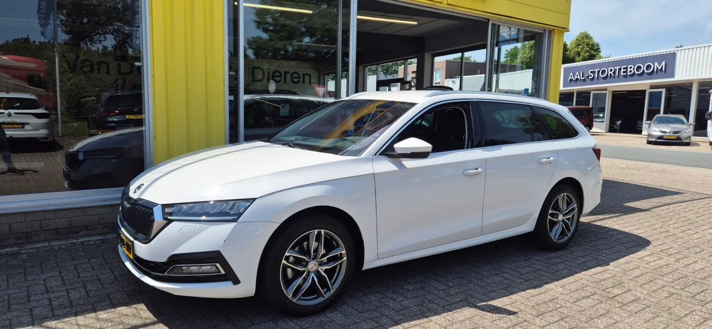Škoda Octavia (2022) — foto 1
