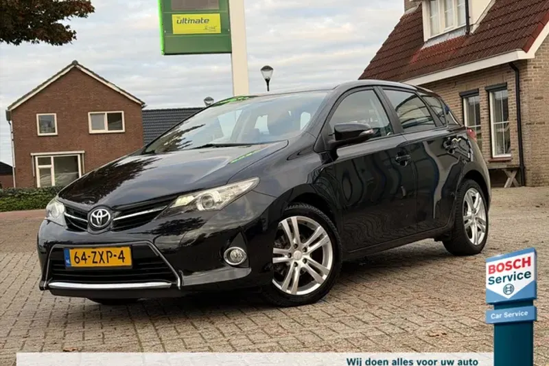 Toyota Auris (2013)