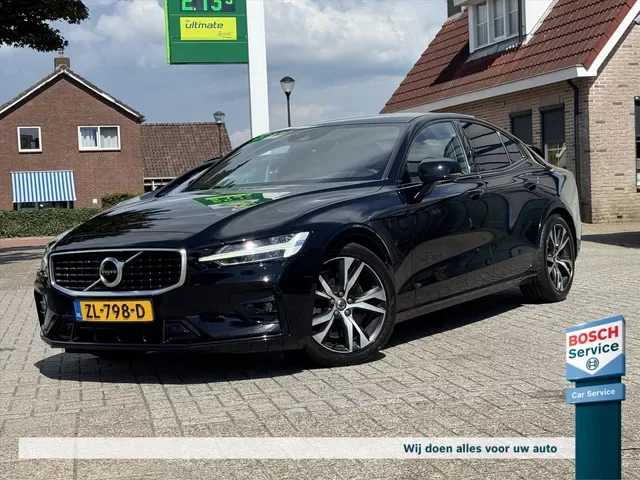Volvo S60 (2019) — foto 1