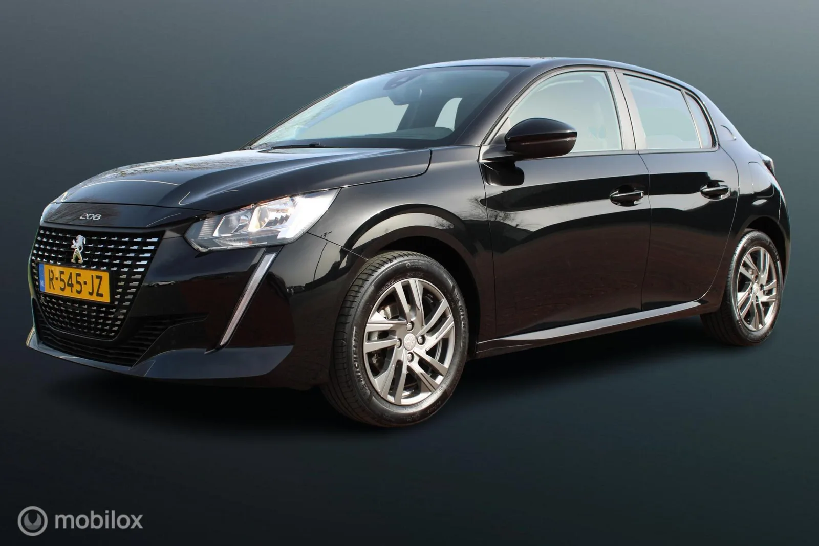 Peugeot 208 (2022) — foto 1
