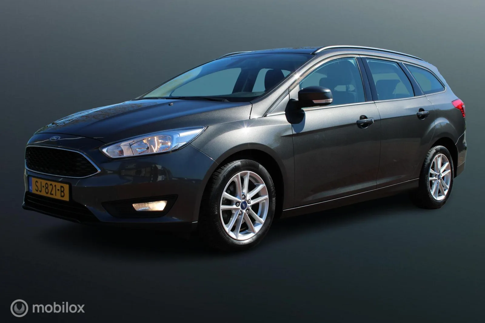 Ford Focus (2018) — foto 1