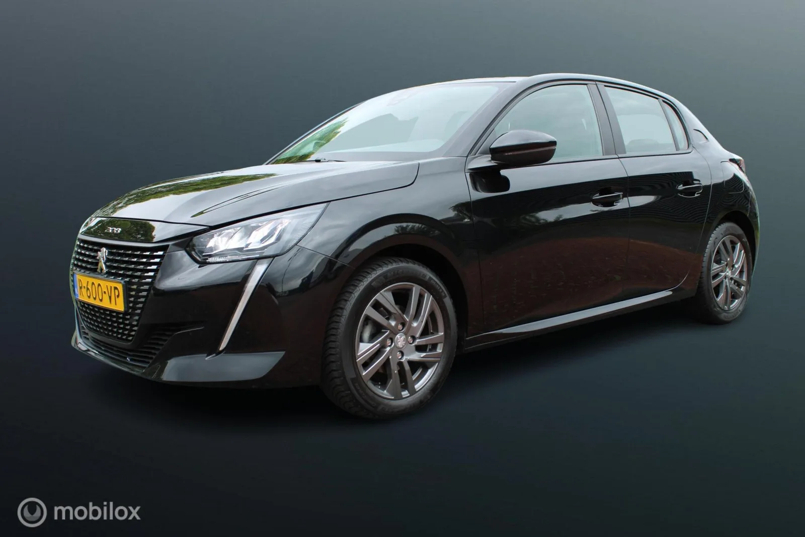 Peugeot 208 (2022) — foto 1