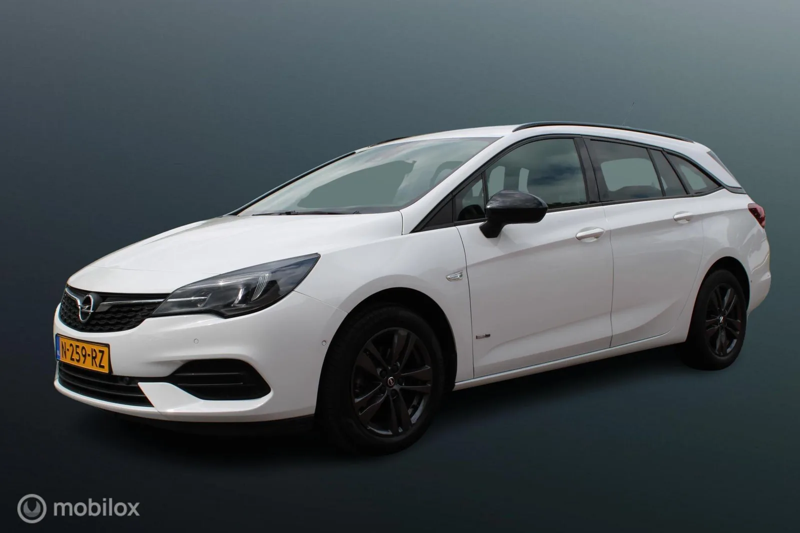 Opel Astra Sports Tourer (2021) — foto 1