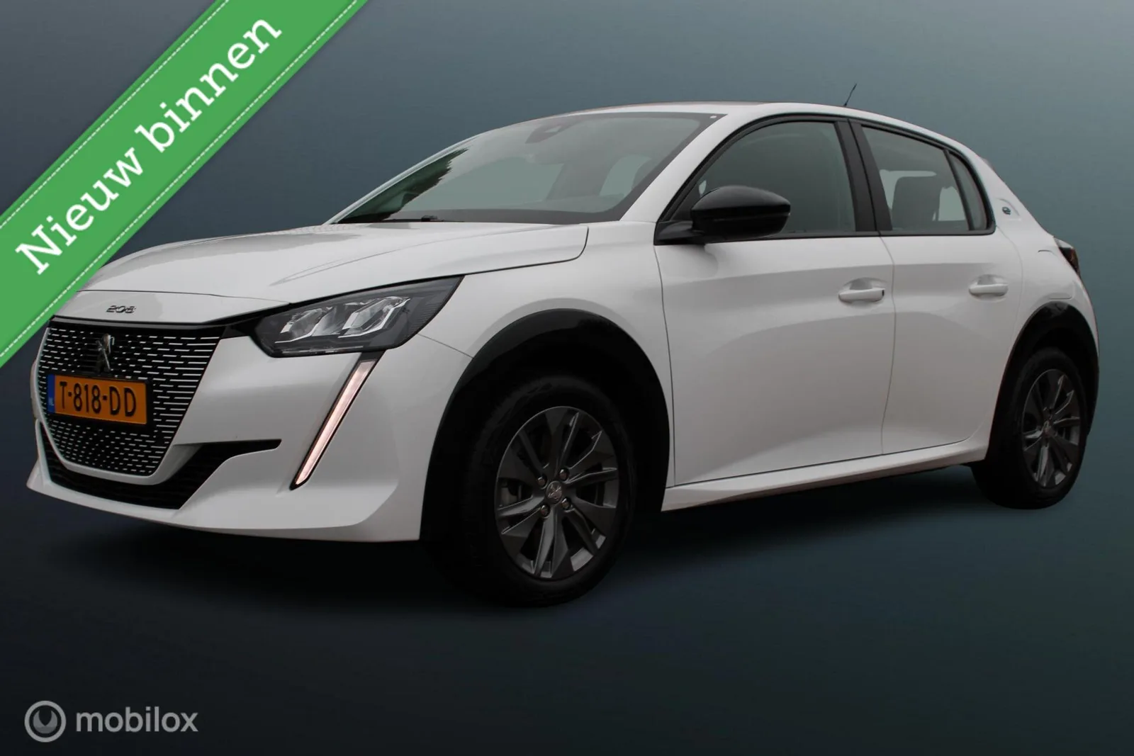 Peugeot e-208 (2023) — foto 1