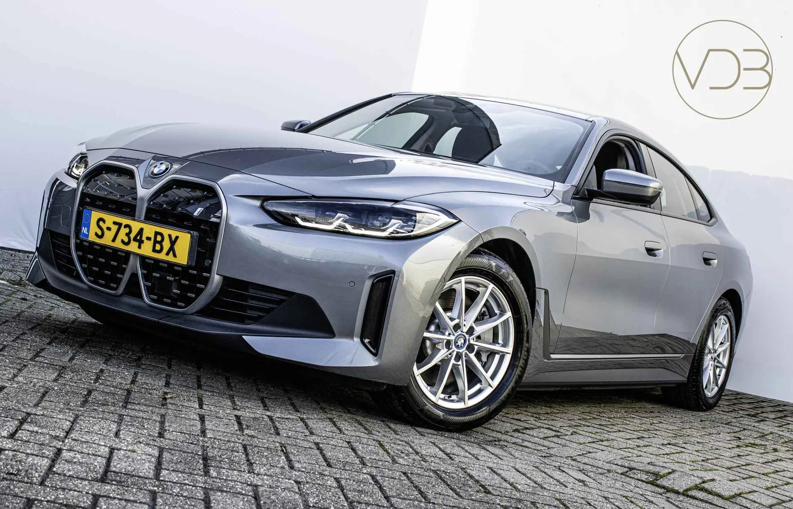BMW i4 (2022) — foto 1