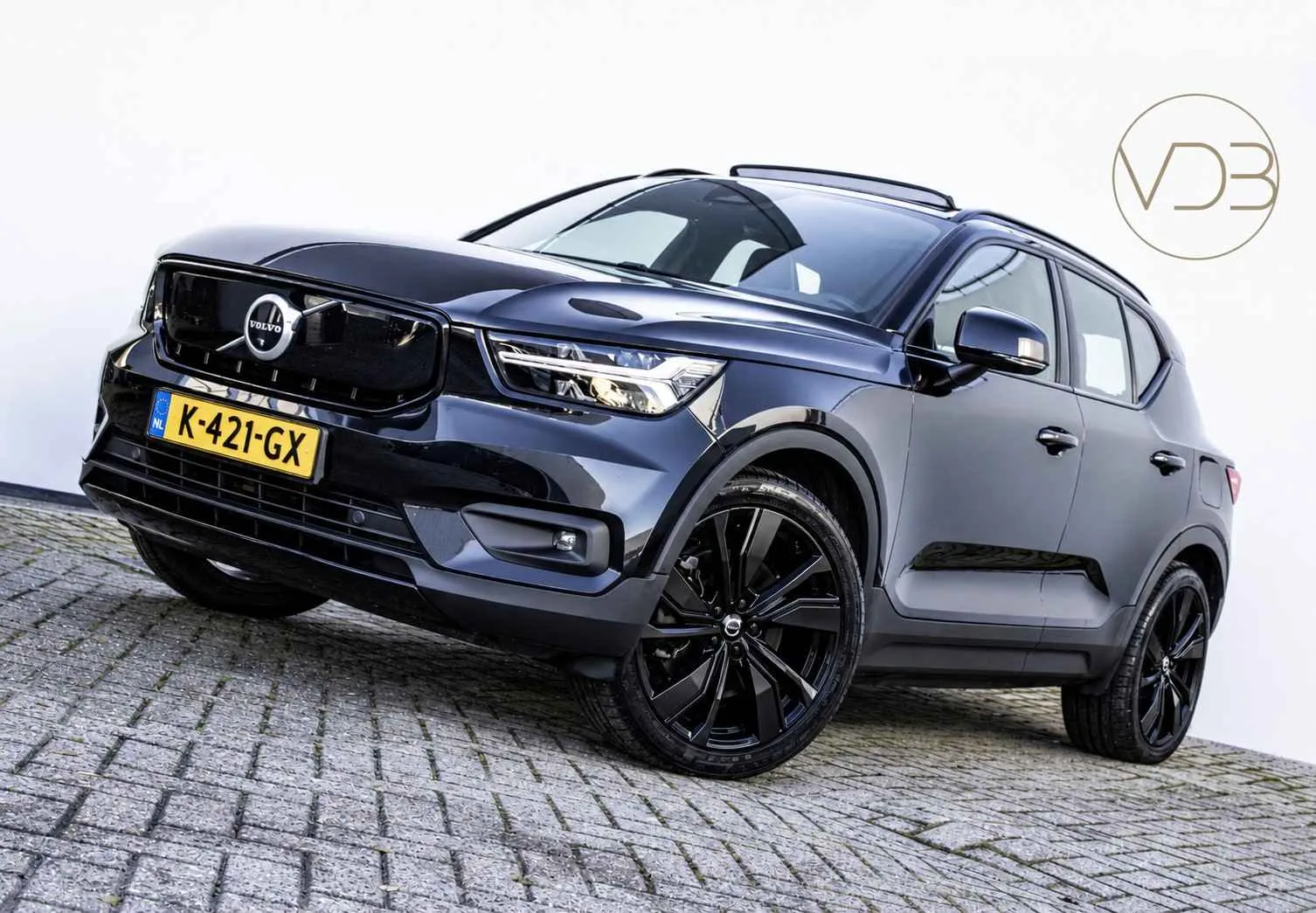Volvo XC40 (2020) — foto 1
