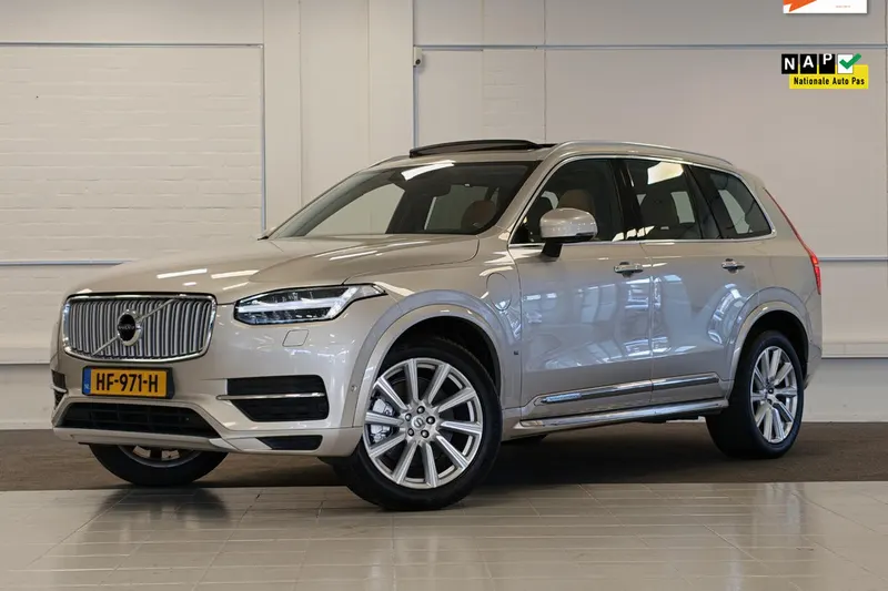 Volvo XC90 (2015)