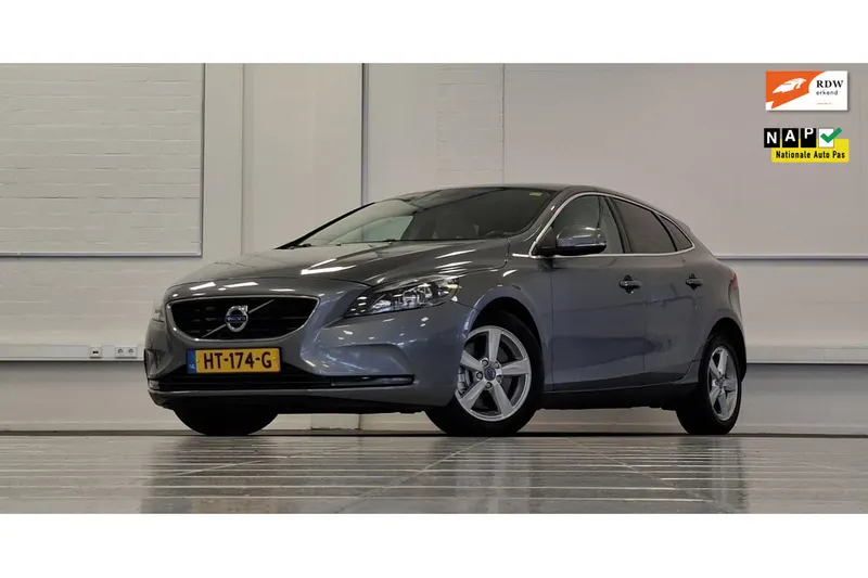 Volvo V40 (2016)