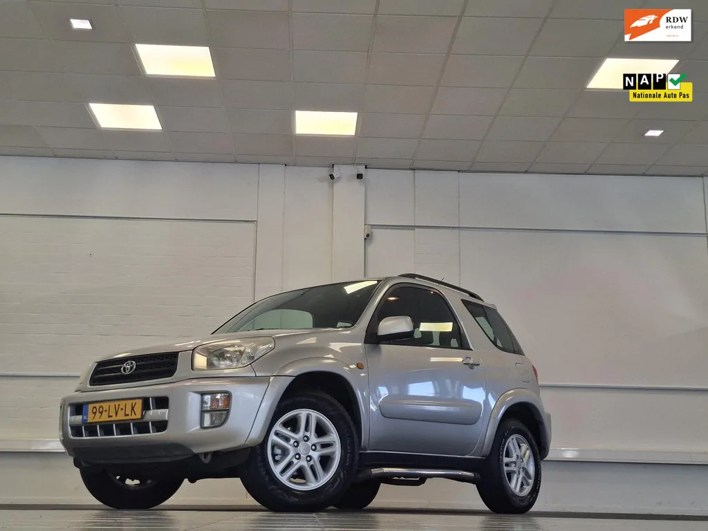 Toyota RAV4 (2003) — foto 1