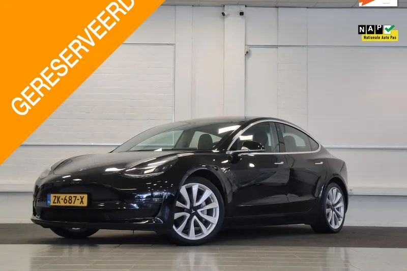 Tesla Model 3 (2019)