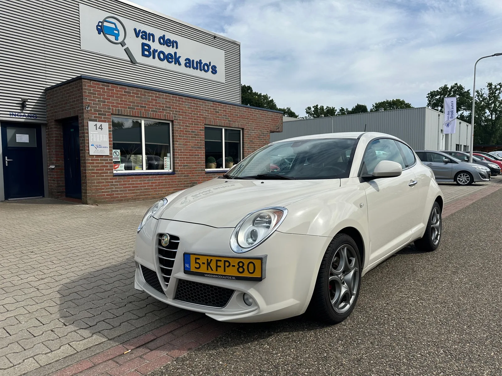 Alfa Romeo Mito (2013) — foto 1