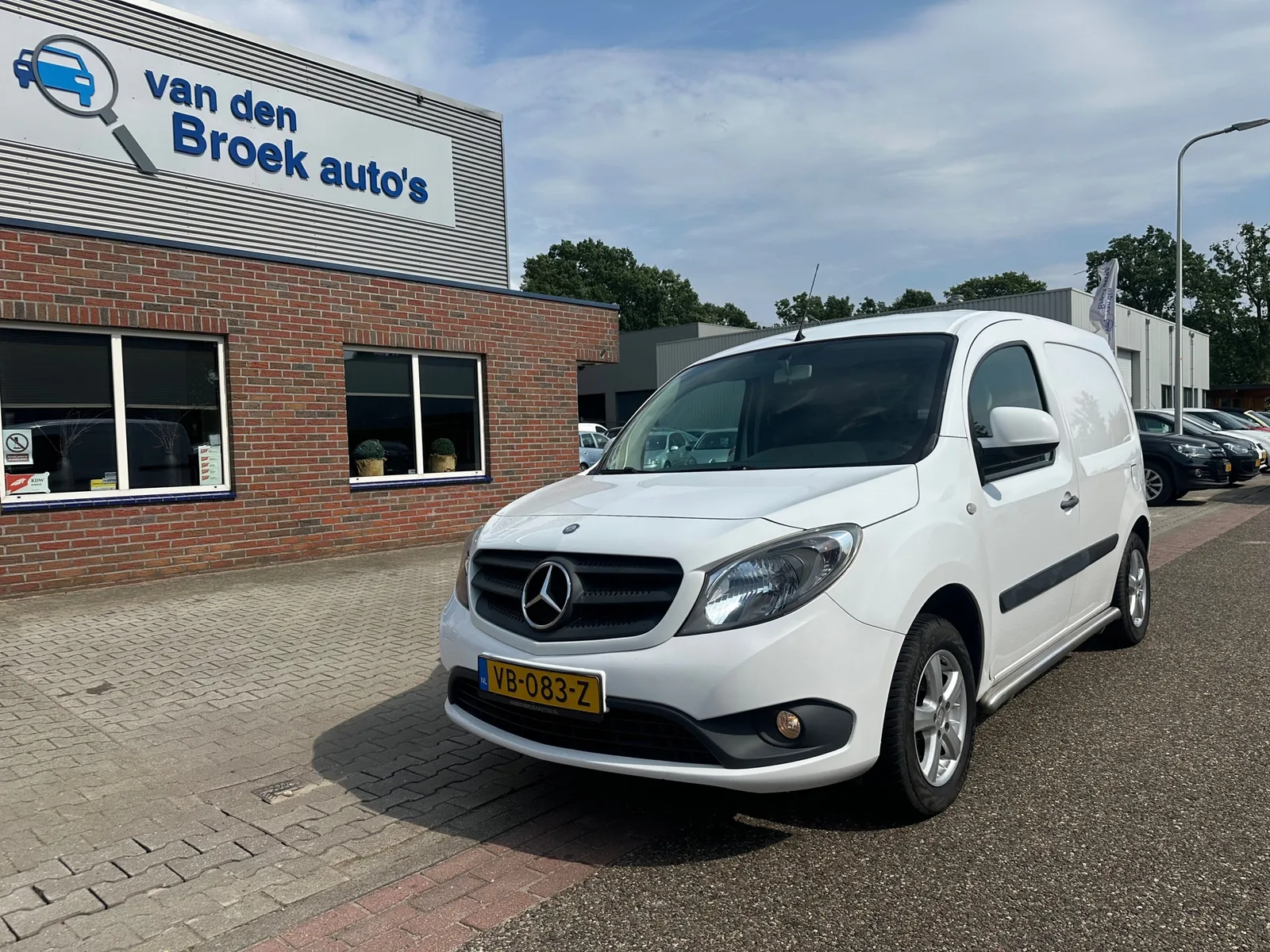 Mercedes-Benz Citan (2013) — foto 1