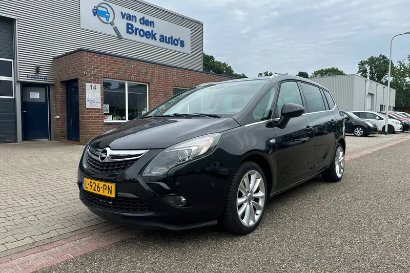 Opel Zafira Tourer (2014)