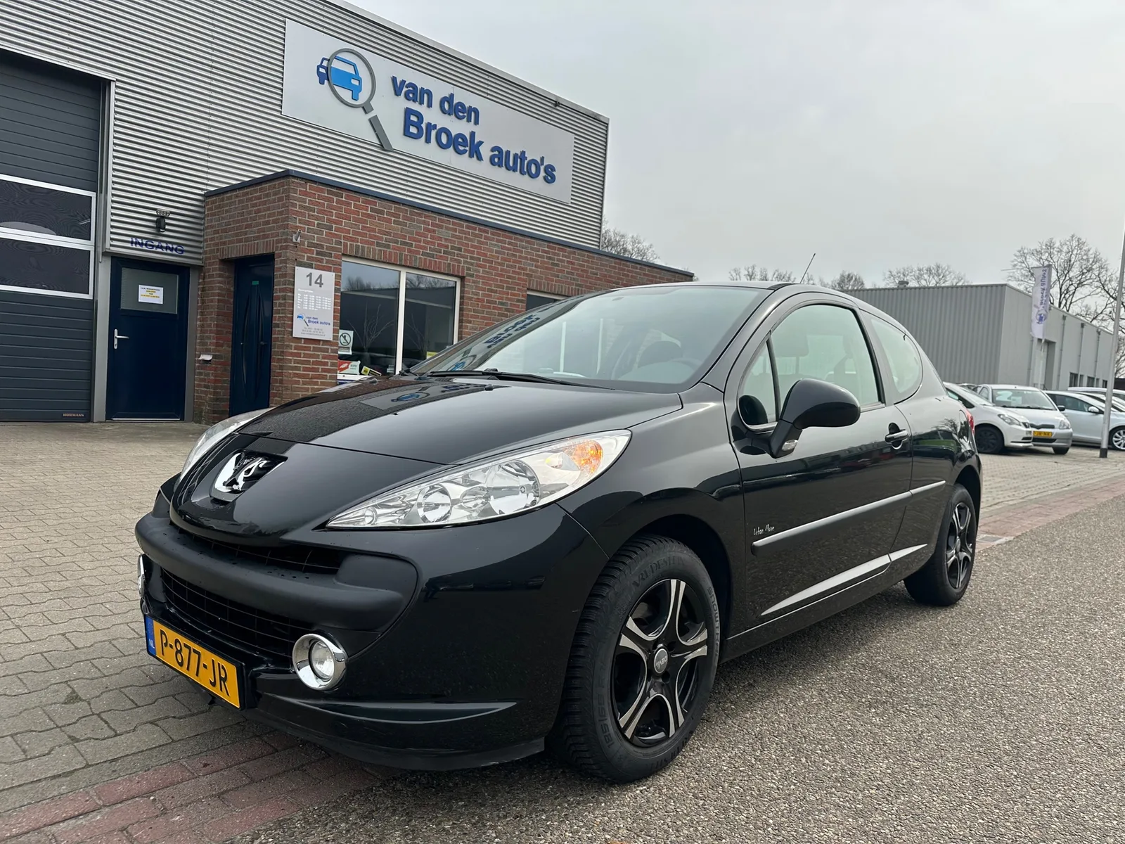 Peugeot 207 (2009) — foto 1