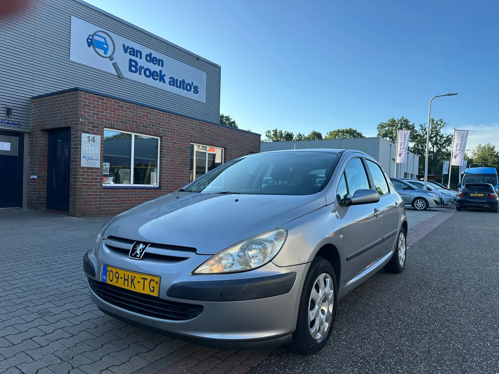 Peugeot 307 (2001) — foto 1