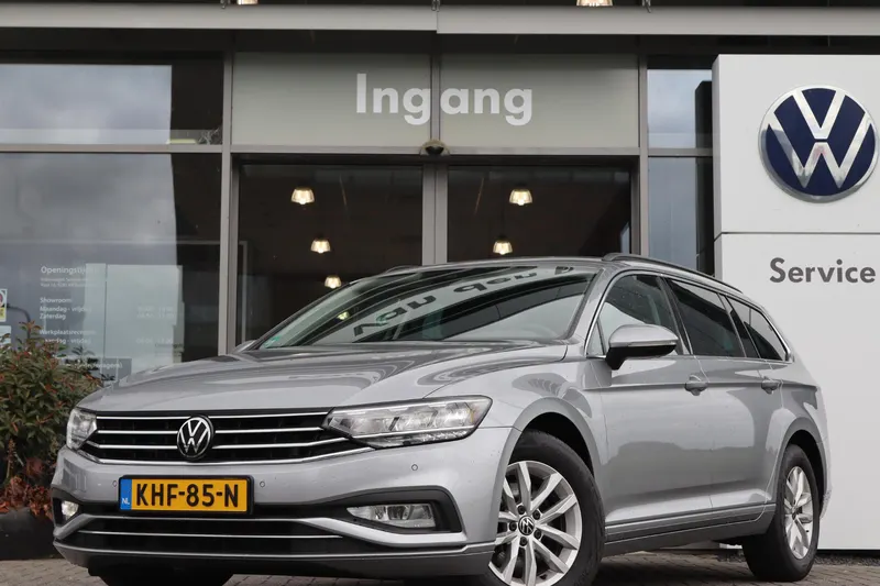 Volkswagen Passat (2023)