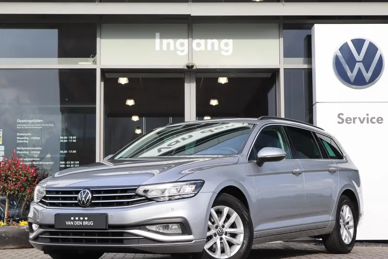 Volkswagen Passat (2023)