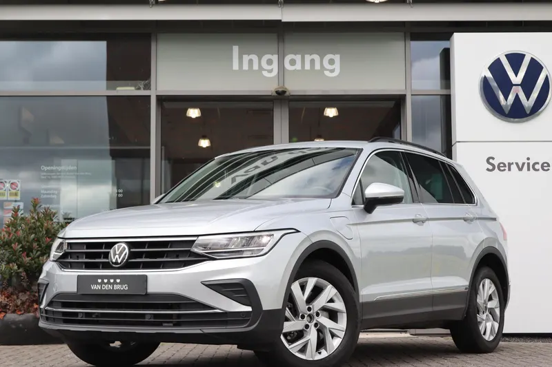 Volkswagen Tiguan (2022)