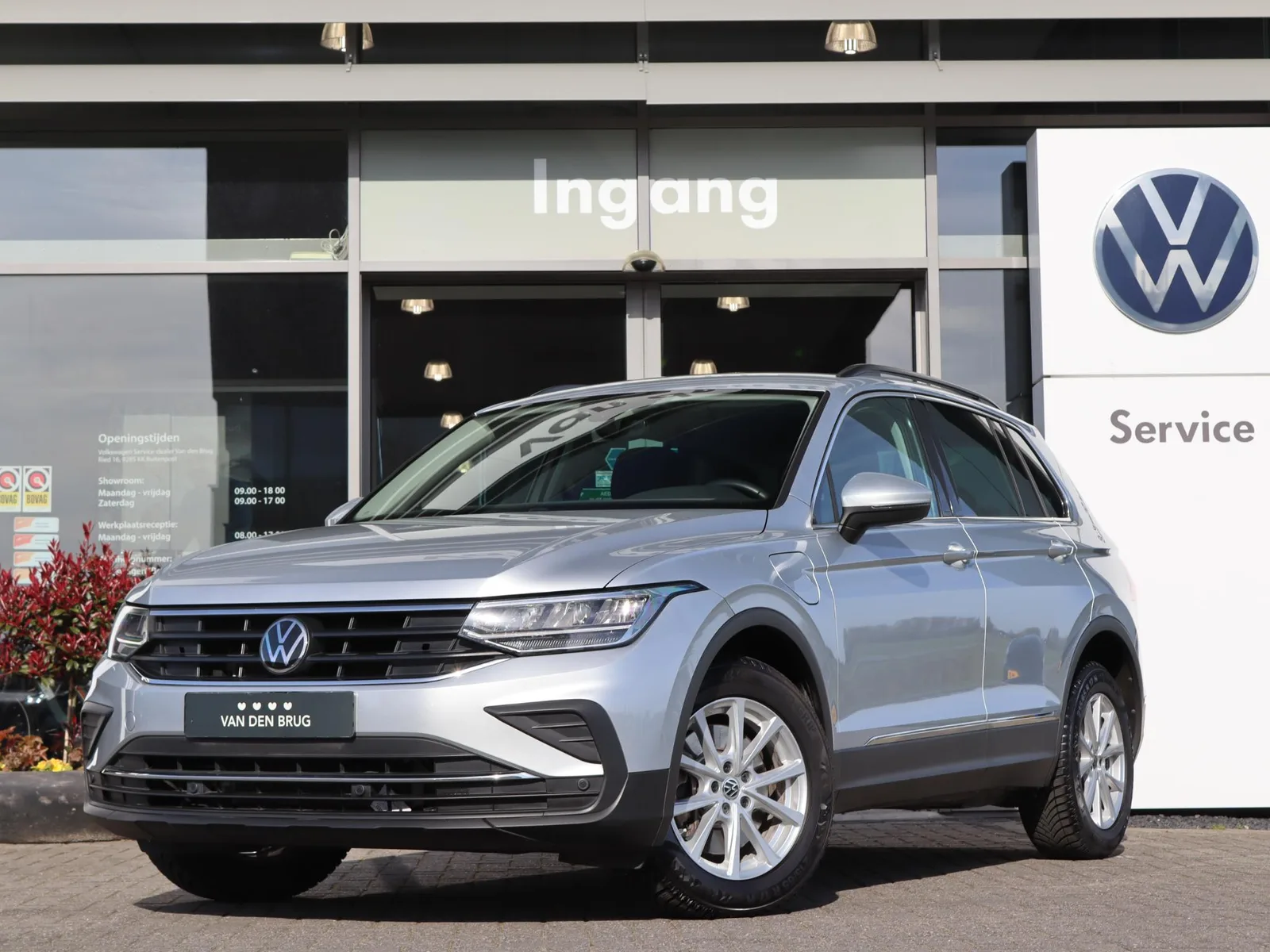 Volkswagen Tiguan (2022) — foto 1