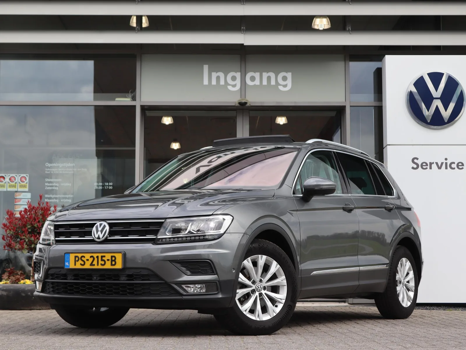 Volkswagen Tiguan (2017) — foto 1