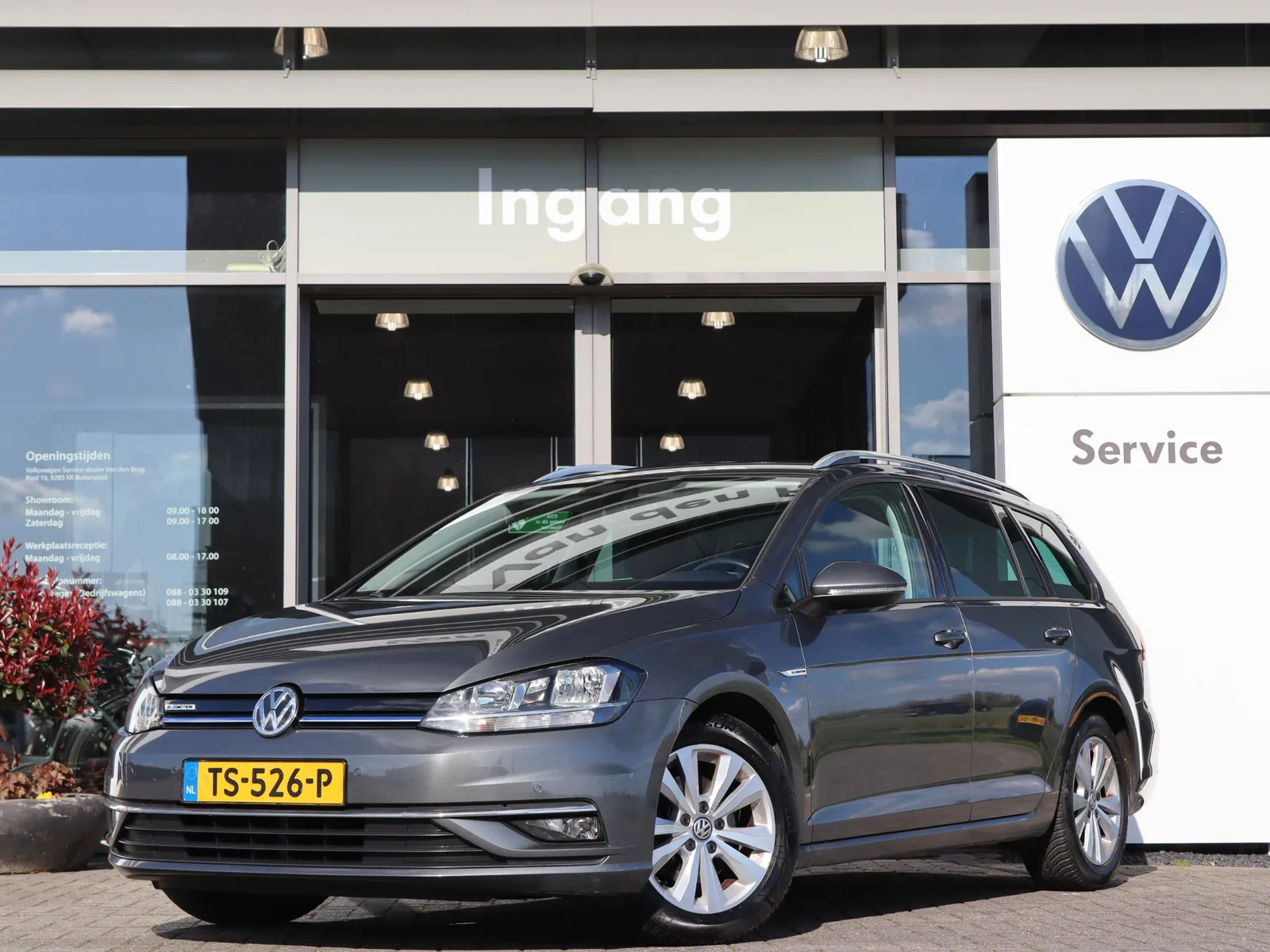 Volkswagen Golf (2018) — foto 1